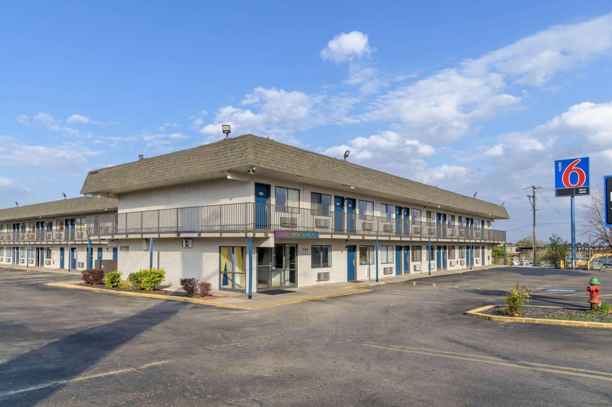 Home 6 Motel Topeka Bagian luar foto